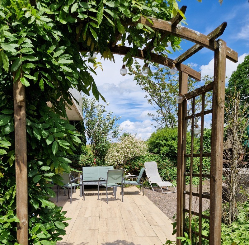 Entrée du gîte par la terrasse - Gîte des 4 vents à Girmont - Val d'Ajol dans les Vosges