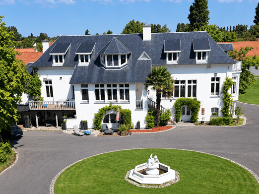 Façade - Manoir Fleuri
