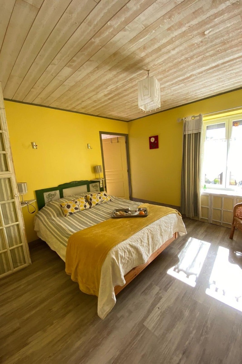 Chambre rdch "Marguerite" accès pmr