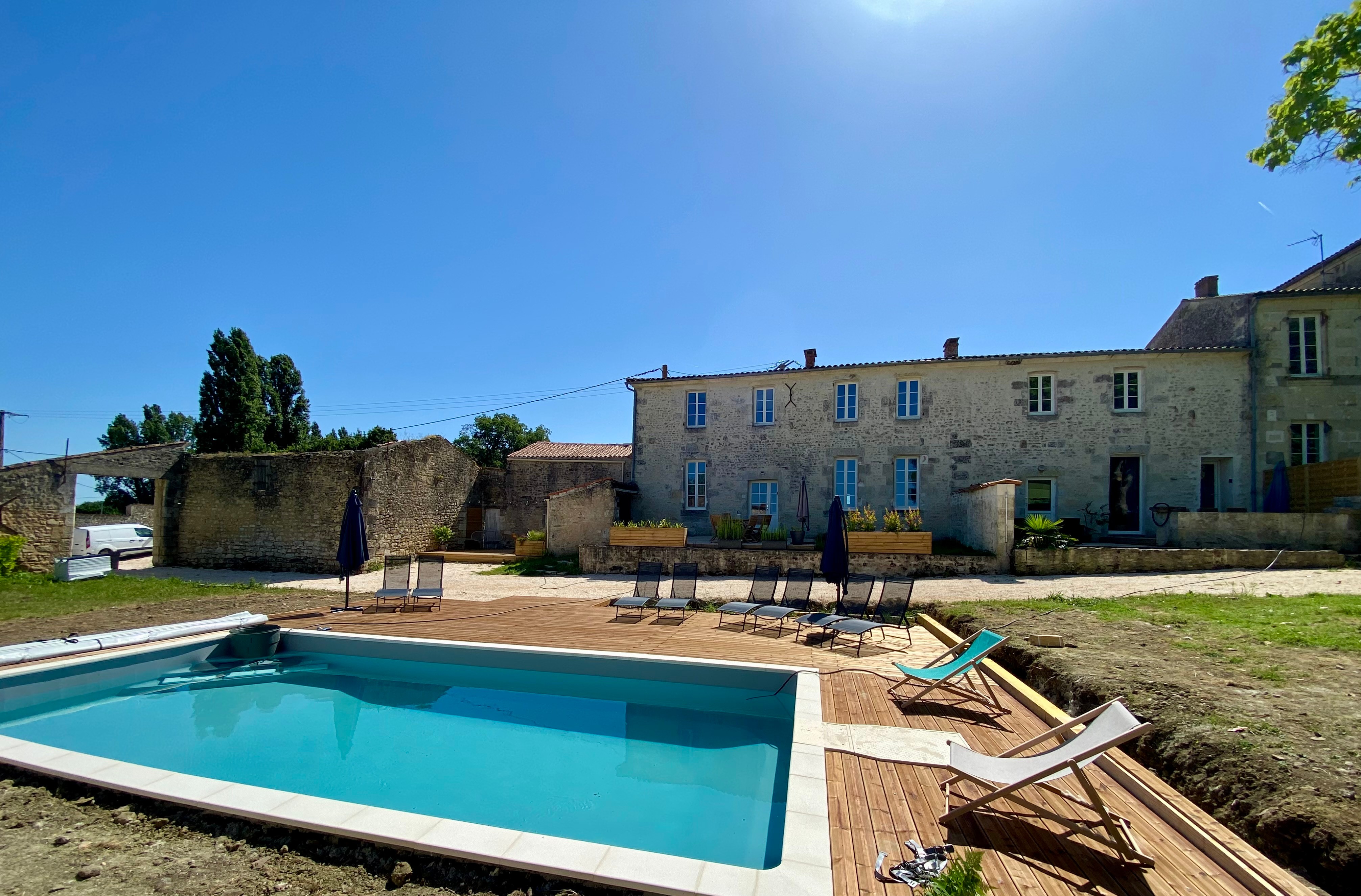 La piscine commune de La Chauvinière