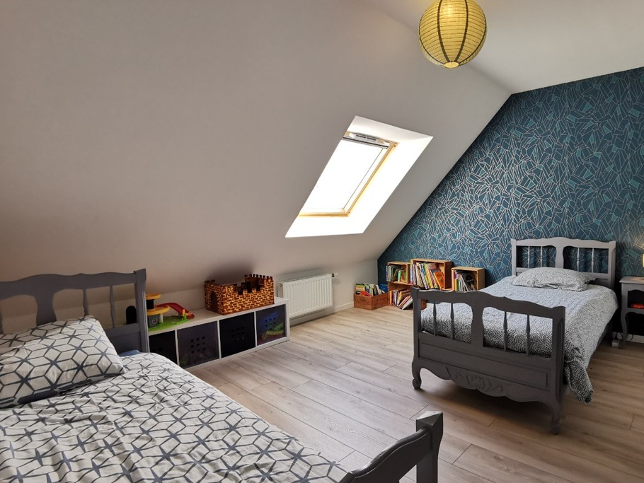 Chambre avec 2 lits 90 à l'étage