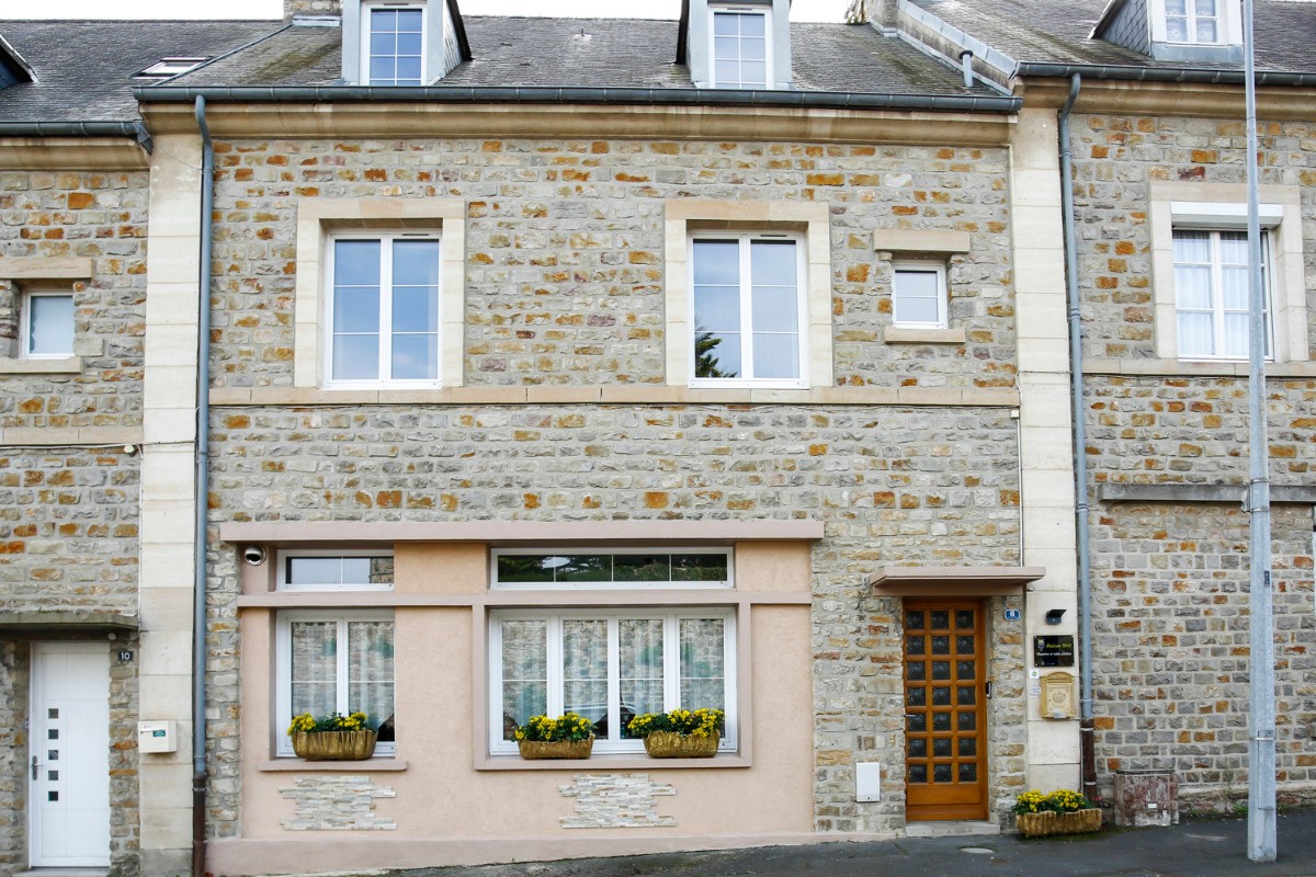 Façade