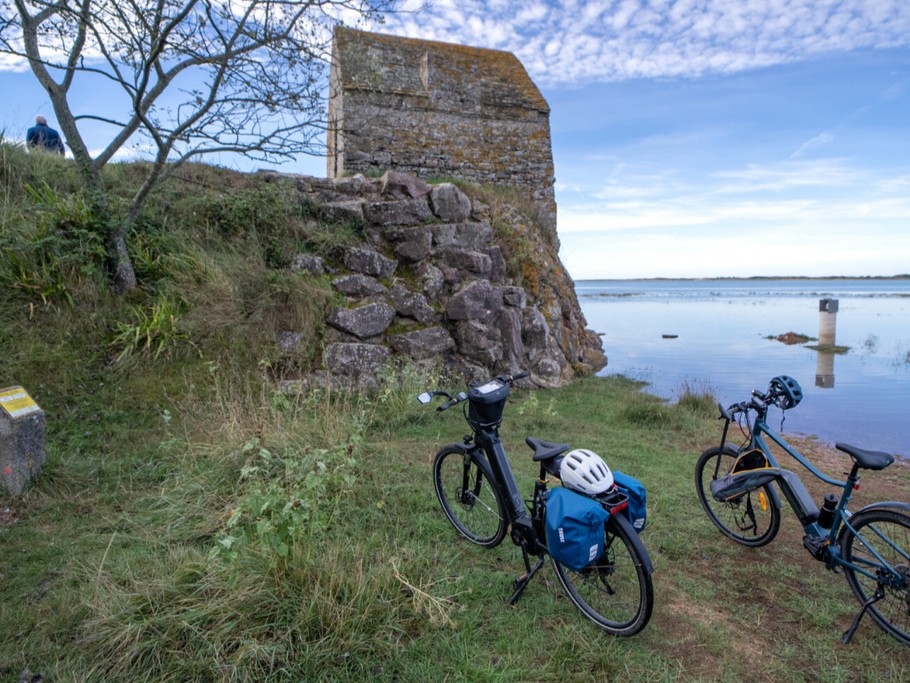 Le sentier du littoral à pied ou à vélo : des vacances sportives réussies !