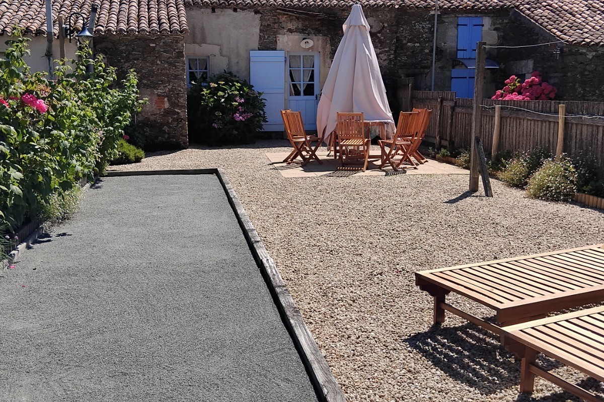 cour arrière du gîte