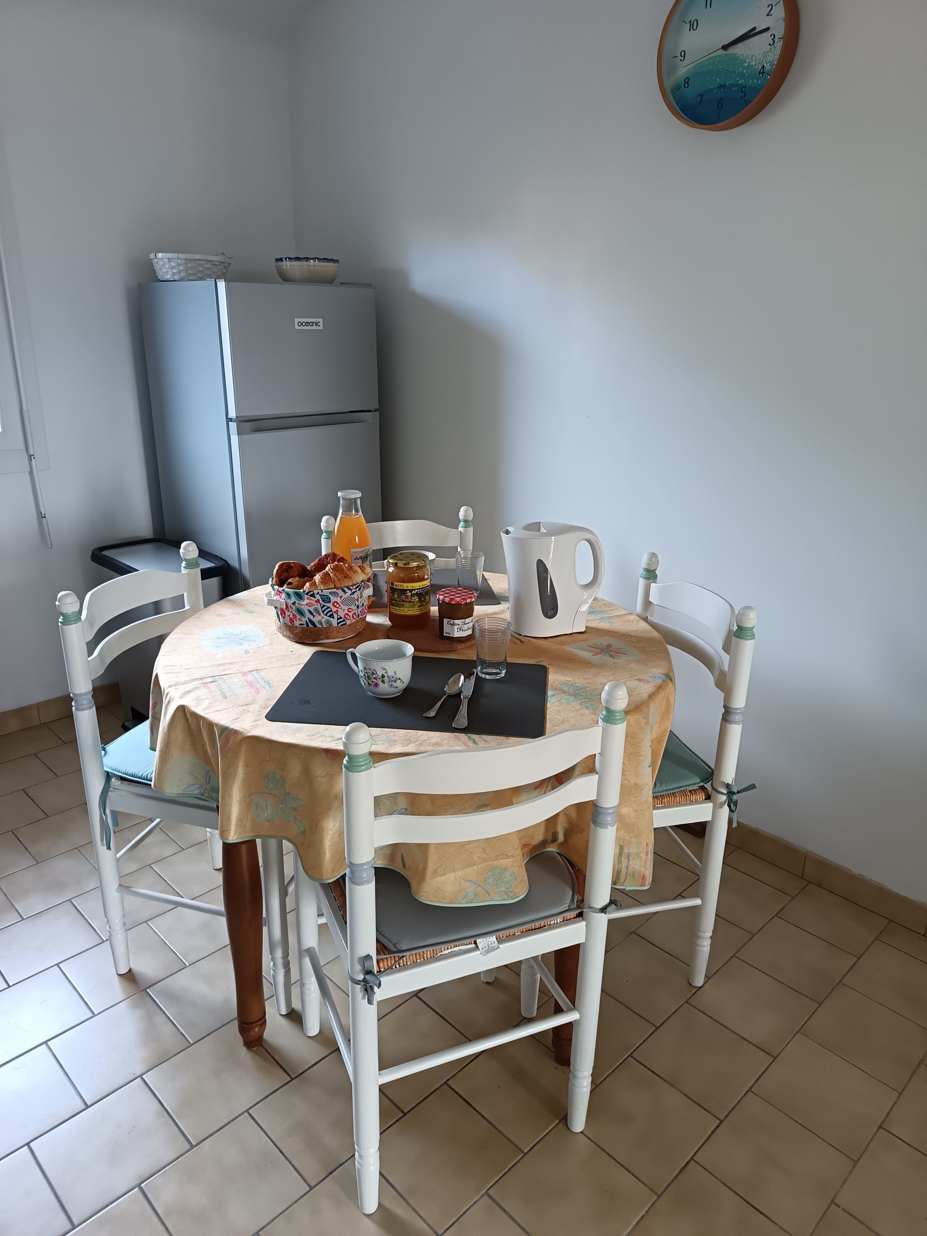 kitchen table