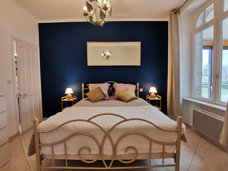 Chambre 1 "Royale" communicante avec une salle d'eau