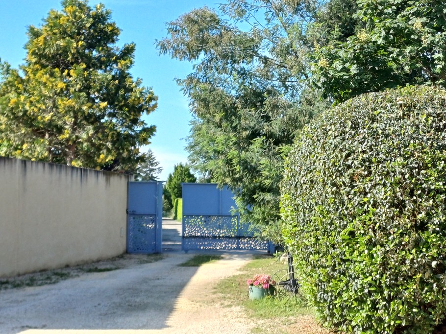 Sortie de la propriété fermée