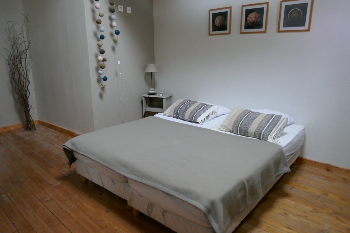 Chambre rez-de-chaussée (1)