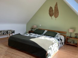 chambre lit 160 cm.