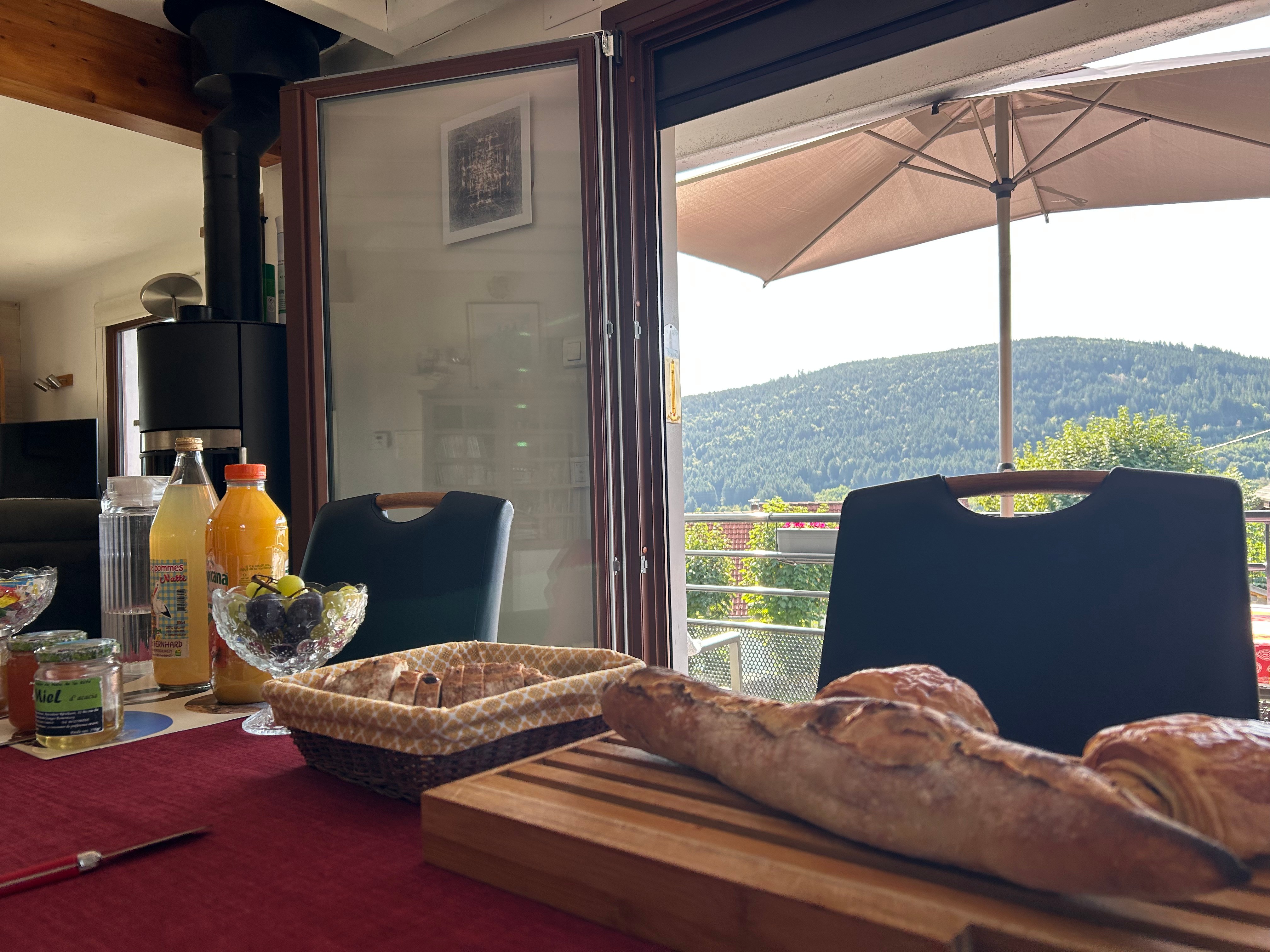 Breakfast – “La Chouette” B&B, Chalet des Beuquillons, Gérardmer
