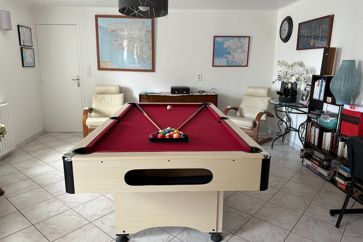 BILLARD
