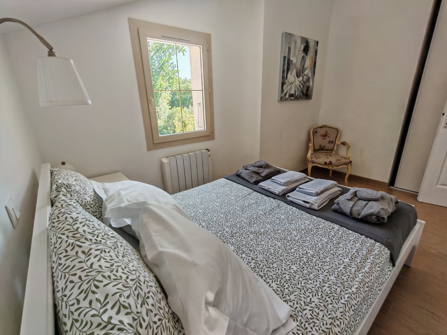 Chambre 1 avec lit 140