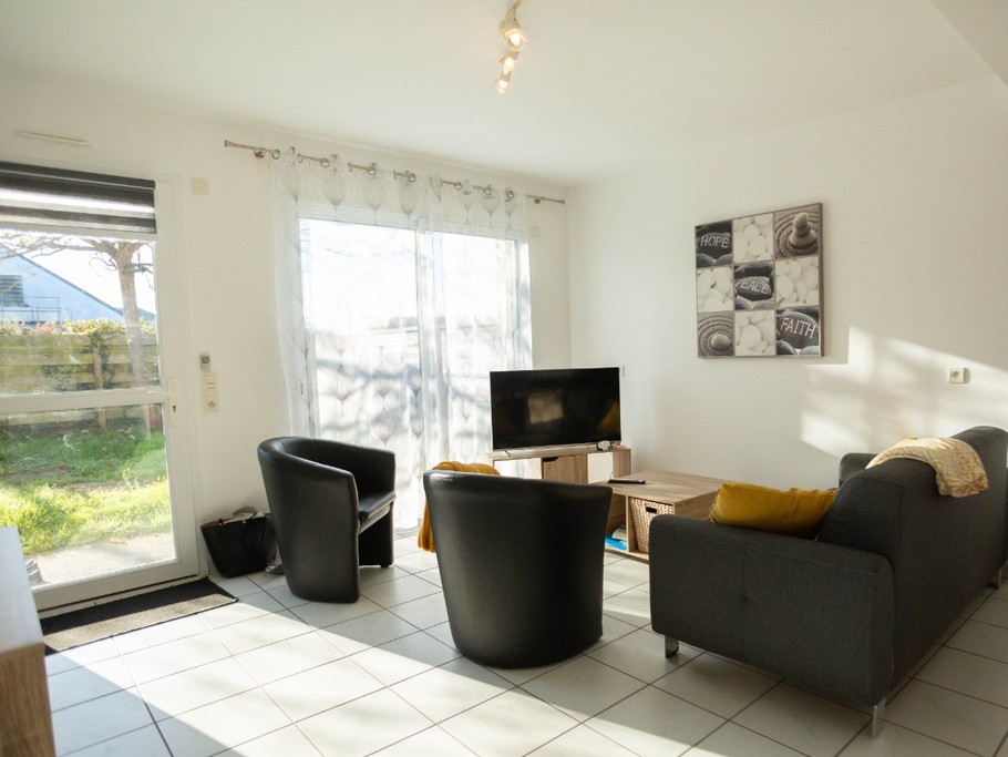 Clévacances -MAISON POUR 4 PERSONNES IDÉALEMENT SITUÉE PRES DE LA MER entre PERROS- GUIREC ET PAIMPOL - COTES D'ARMOR - BRETAGNE - salon