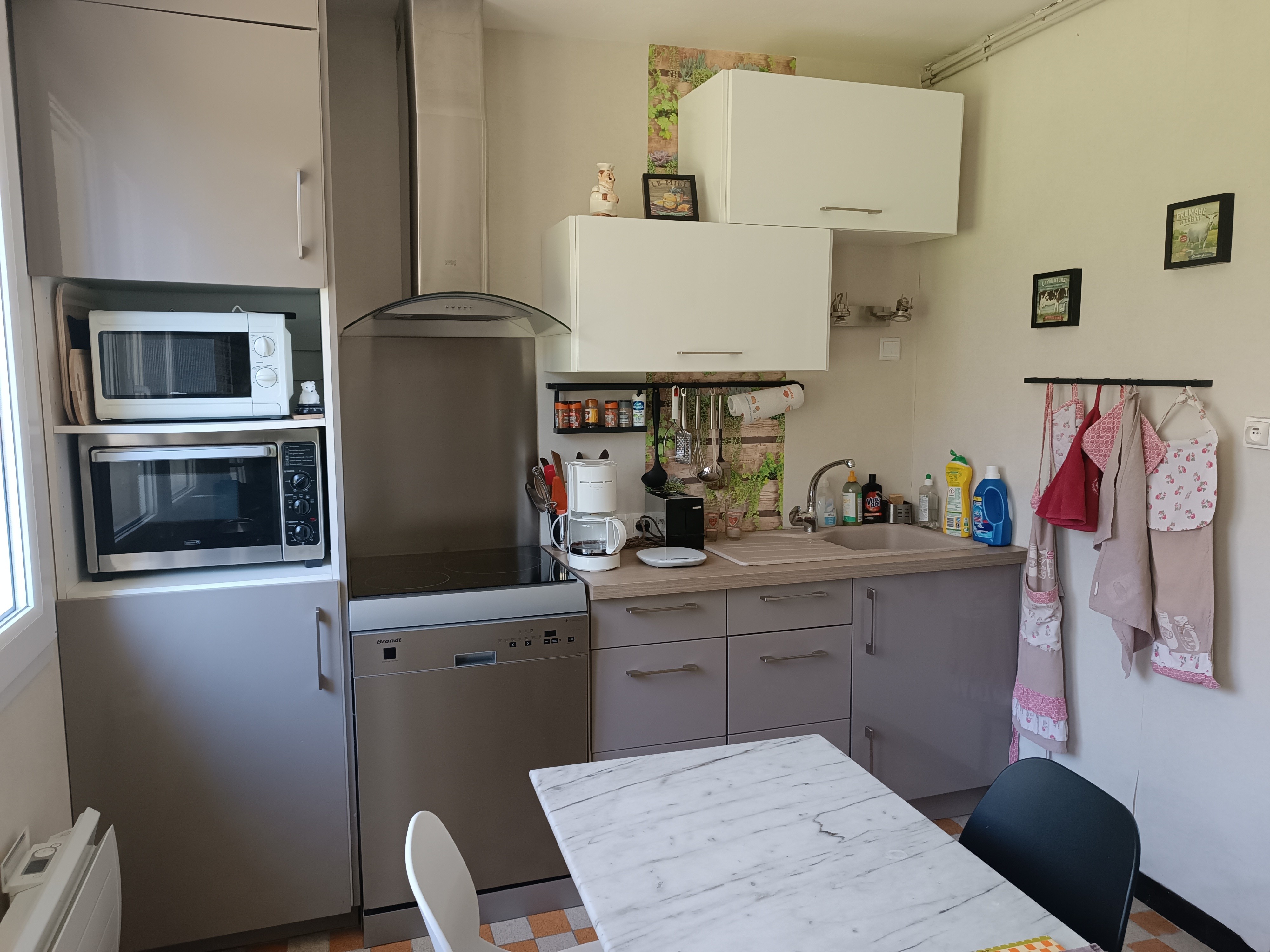 Fitted and equipped kitchen