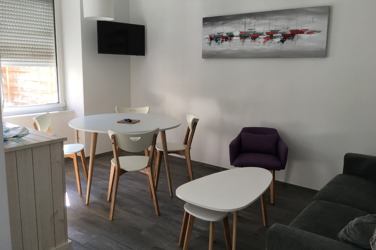 Location Drouin, Paimpol, espace intérieur, RDC, partie séjour cuisine