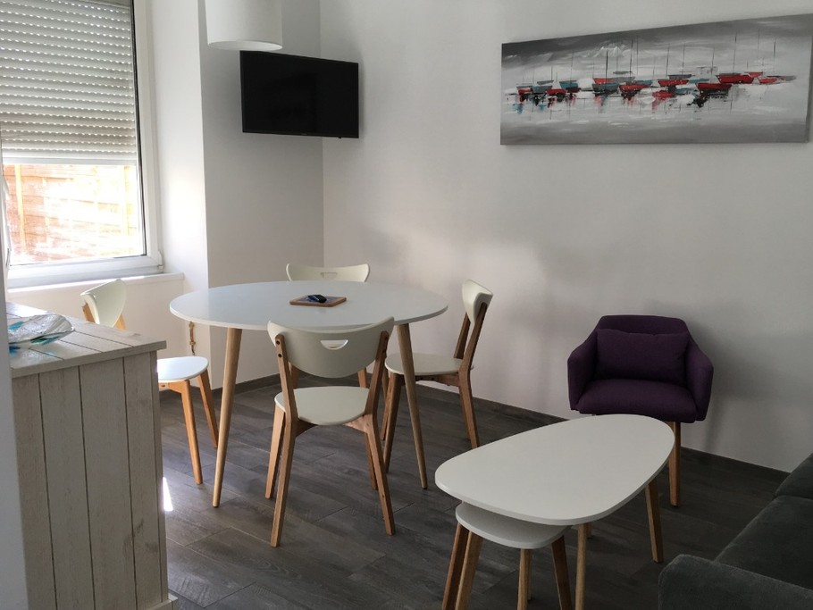 Location Drouin, Paimpol, espace intérieur, RDC, partie séjour cuisine