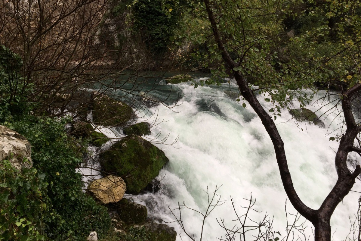 Fontaine de vaucluse 7Kms