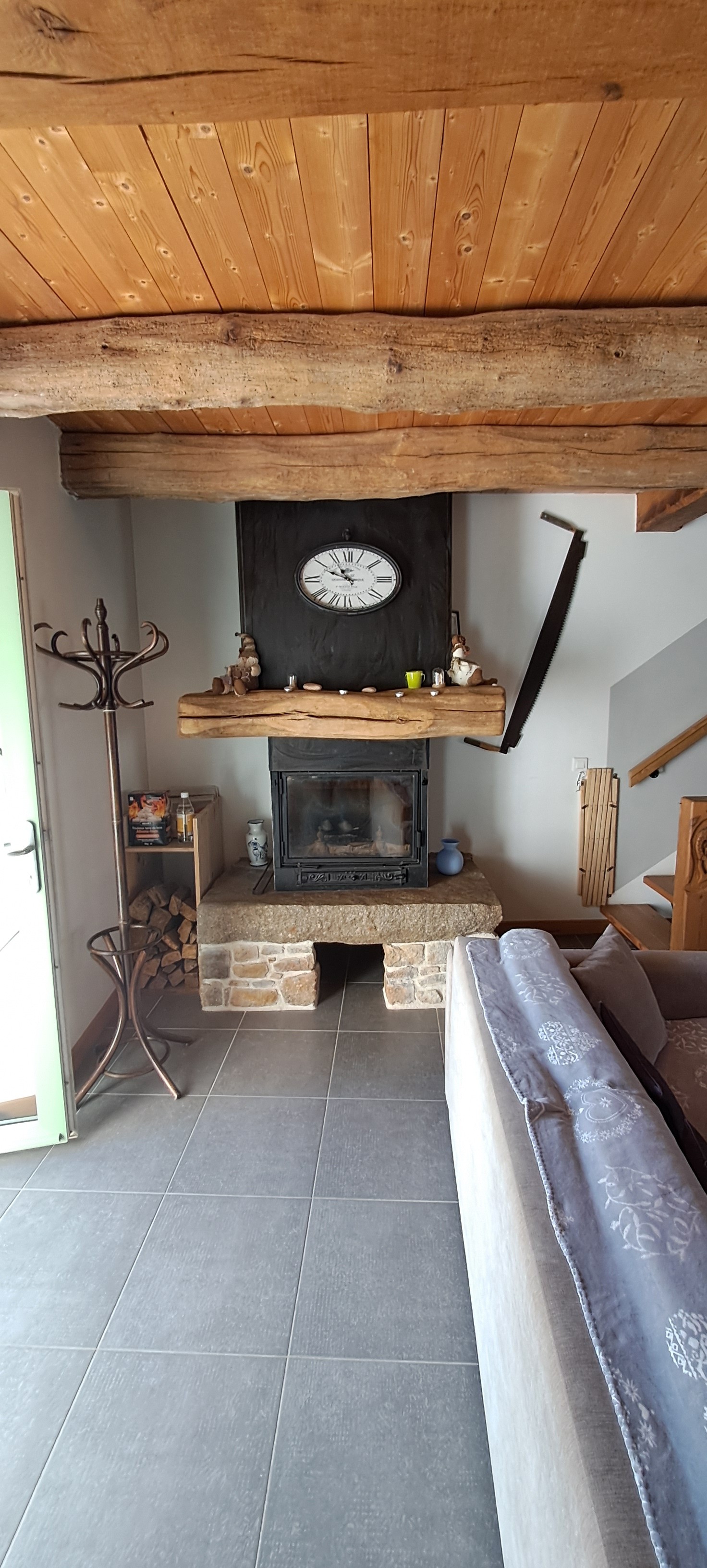 Traditional fireplace with insert