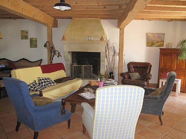 Salon  - Vivier Les Montagnes - Tarn -