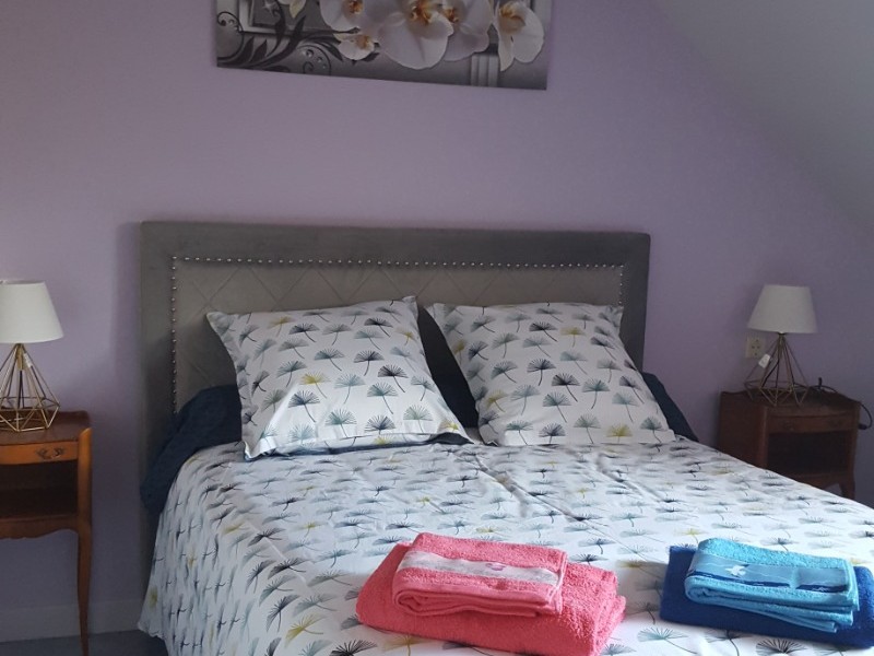 chambre 1 location Tréguidel - Clévacances