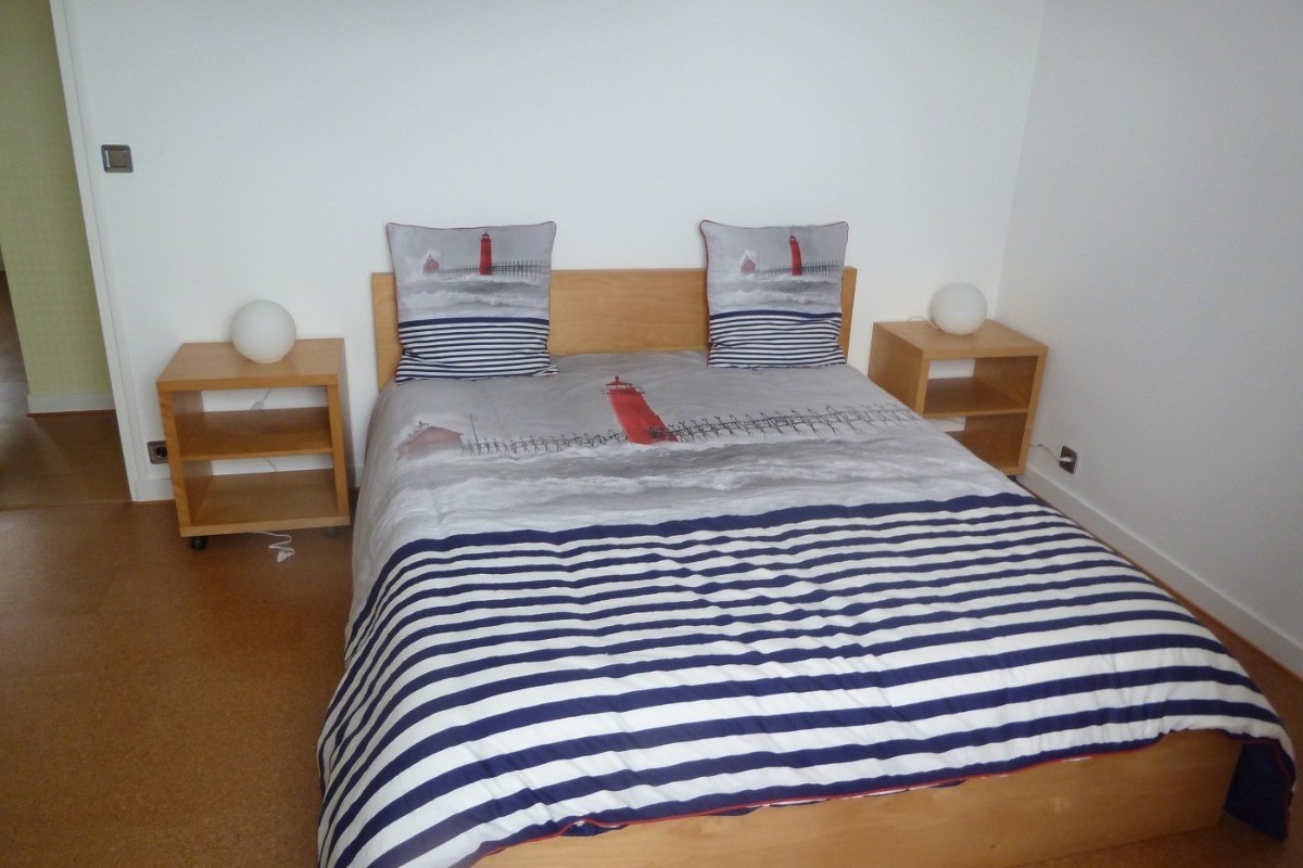 Chambre 3 à l'étage avec 1 lit de 160x200, vue mer