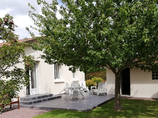 Terrasse côté sejour