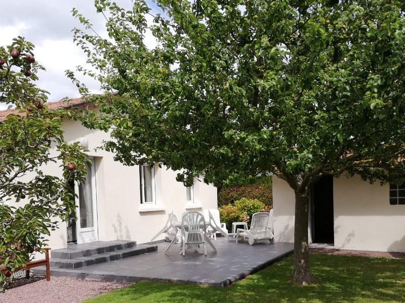 Terrasse côté sejour