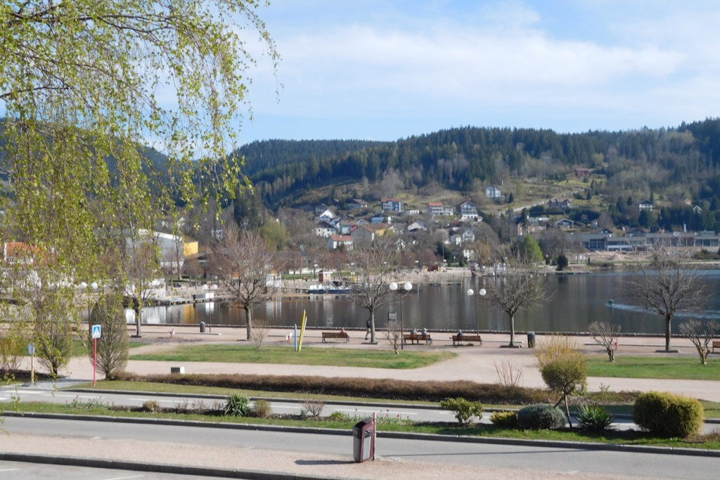 Vue depuis l'entrée de la Résidence "Plaisance" - Lakeside Escape