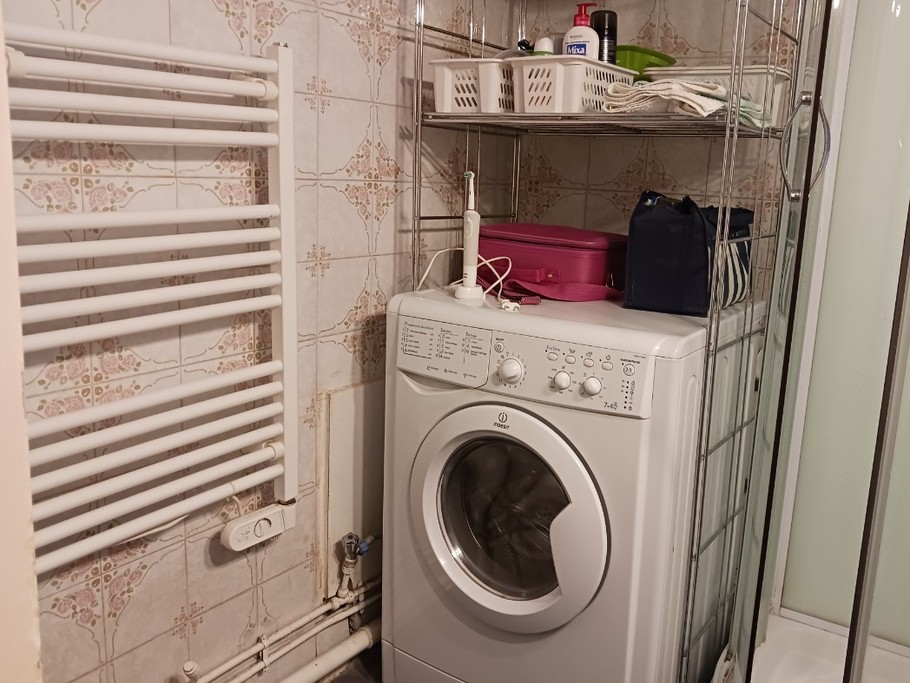 Chalet de la Pique Luchon: Lave- sèche linge