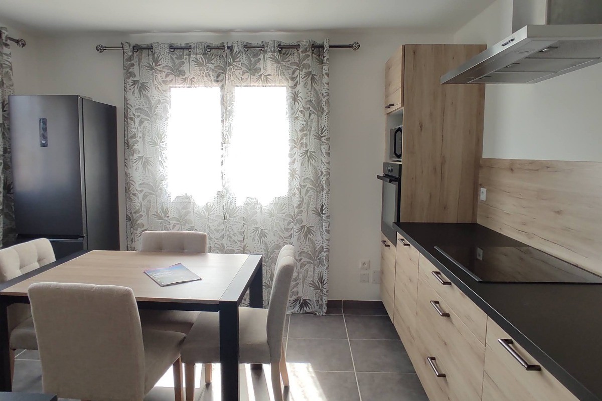 Location Di-Pirro -  La cuisine