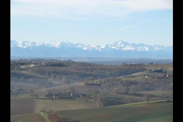 panorama sur les Pyrénées vu depuis la terrasse