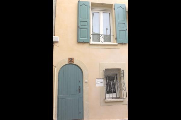 FACADE DE LA MAISON
