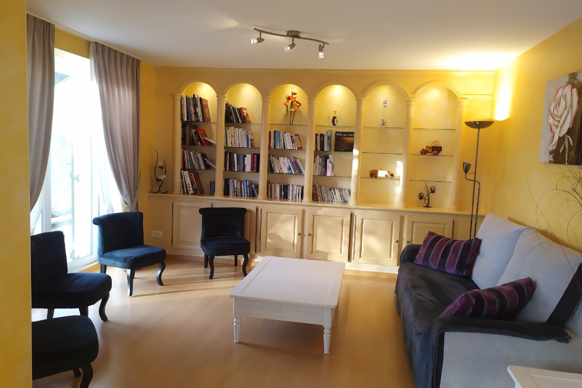 2ème salon/bibliothèque