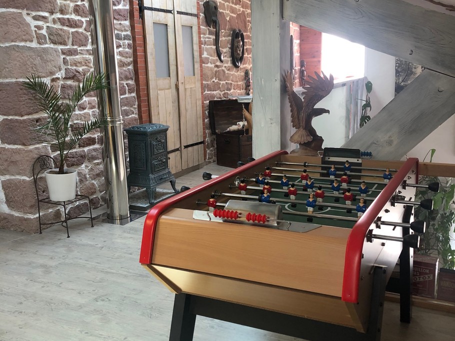 Gîte Ruine, esprit atypique, avec piscine et jacuzzi