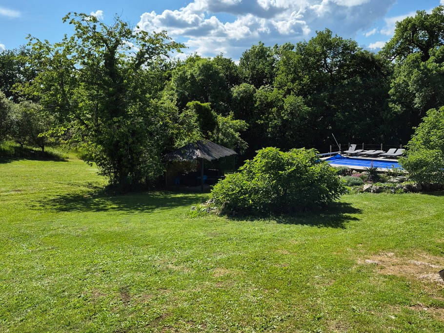 Gite de groupe 12 personnes avec pisicne - Lot-et-Garonne