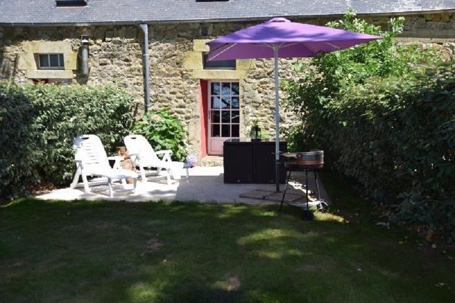 terrasse avec jardin et vue mer