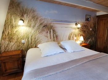 Chambre Bluette au 2eme étage avec 2 lits 90