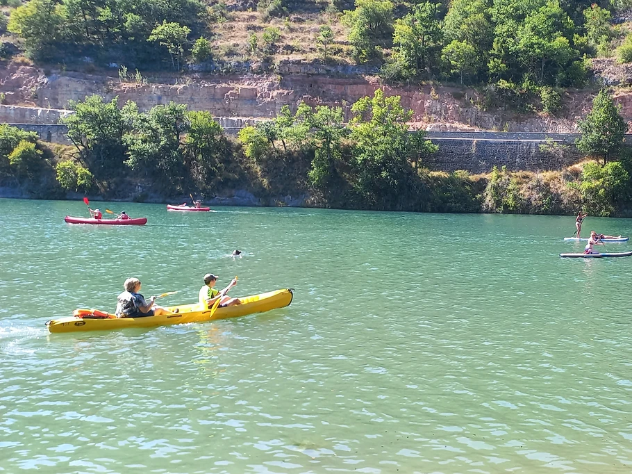 Canoës