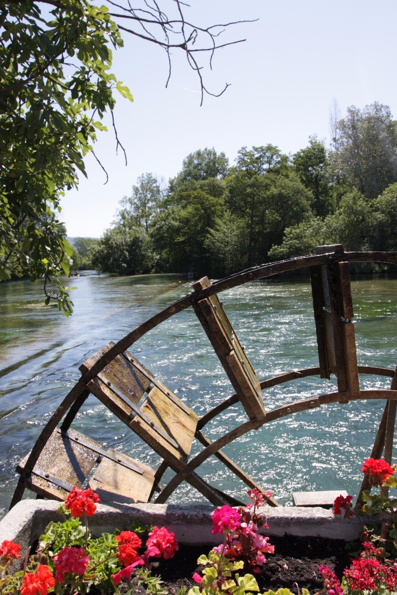 Le partage des eaux à l'Isle S/Sorgue