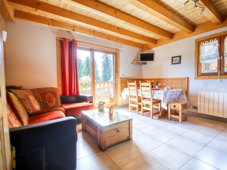 vue d'ensemble pièce de vie