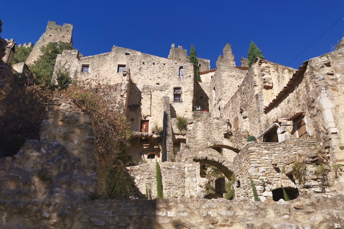 village pittoresque de st Montan