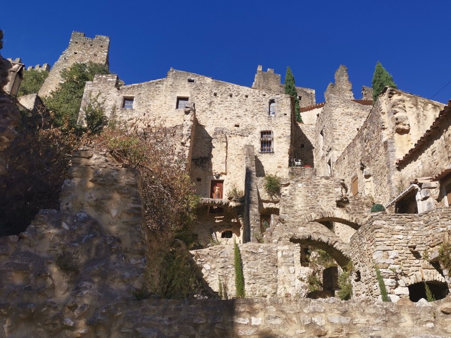 village pittoresque de st Montan