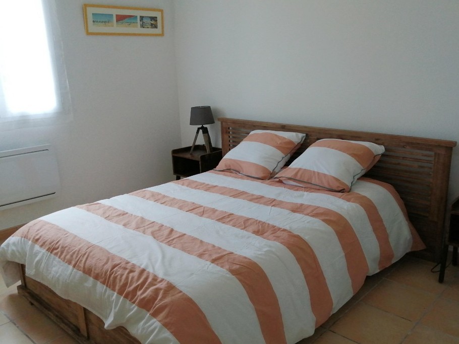 "La Terrasse au Voilage Bleu", pour 6 personnes, accès PMR  à Étaules, près de Royan, Charente maritime