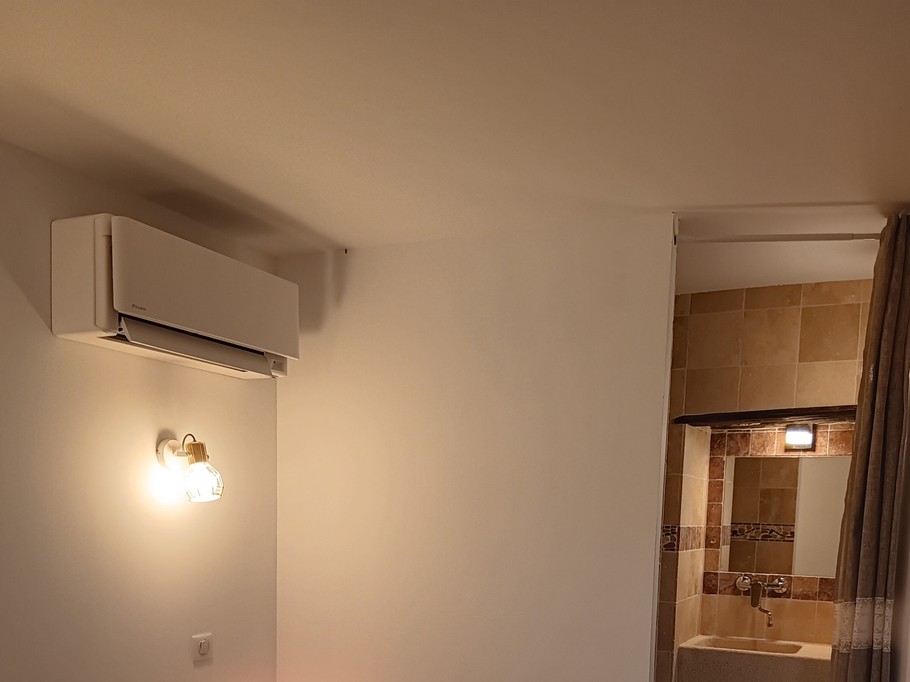 Chambre et salle de bains