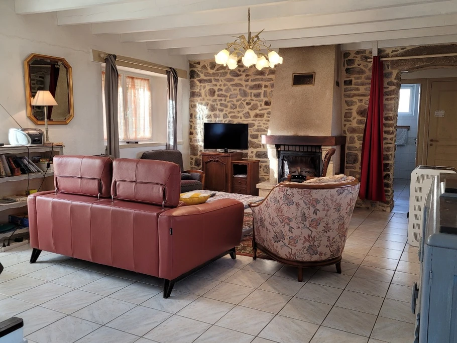 LE BLEIZ Yvon, location "Vue panoramique" située à Paimpol, partie salon