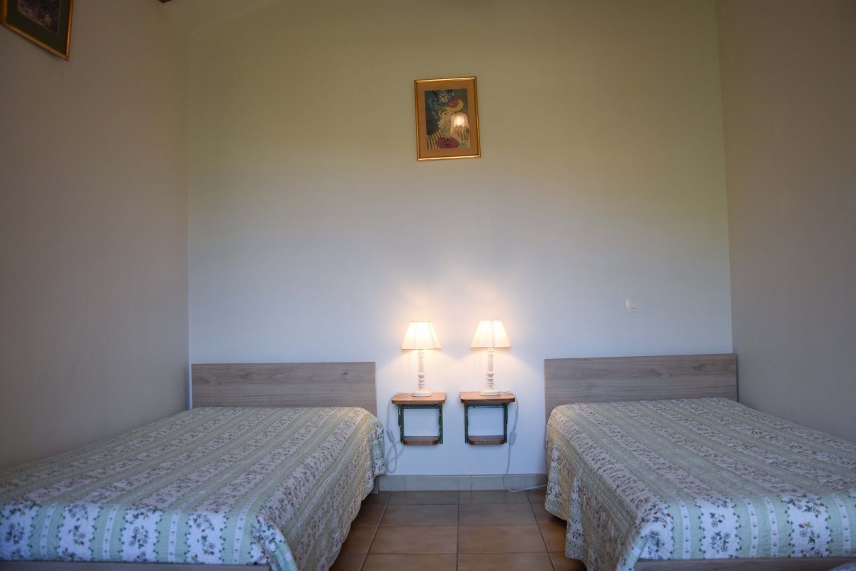chambre enfants avec lits en 90 cm