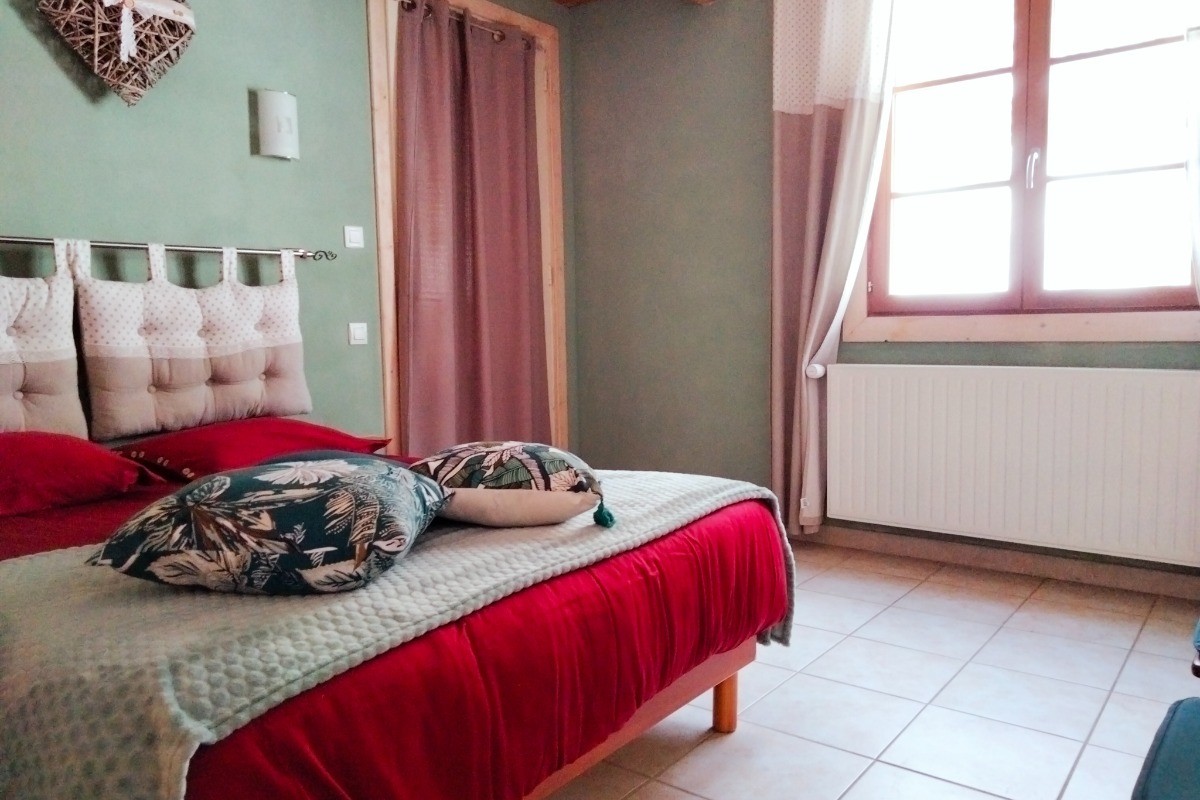 Chambre du Fenil - Gîte "Le Grenier du Roc" ancienne ferme au cœur des Vosges à Basse-sur-le-Rupt