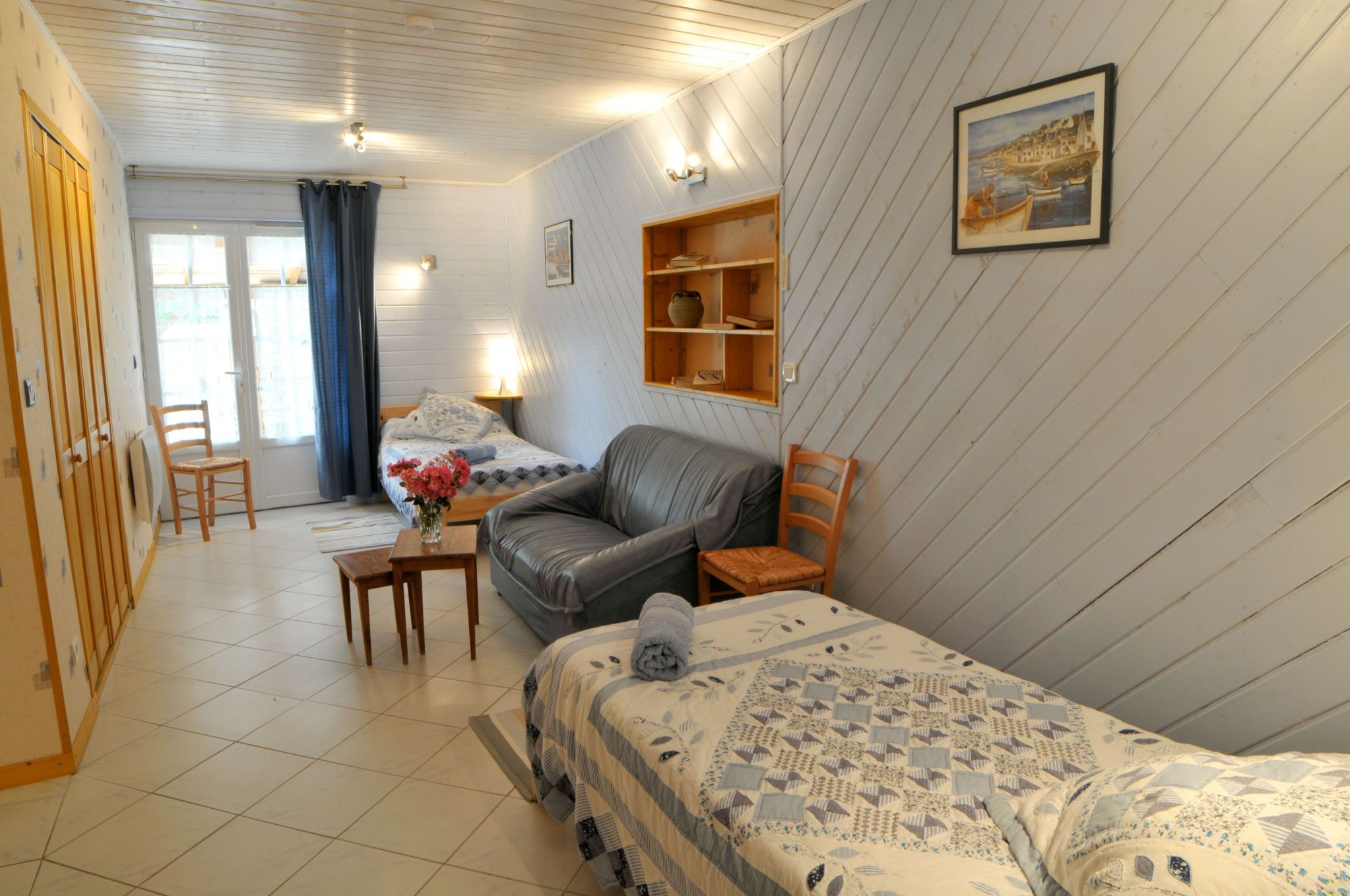 Gite La Grange Chez Bariot pour 10 personnes avec piscine et jacuzzi intérieur en Charente