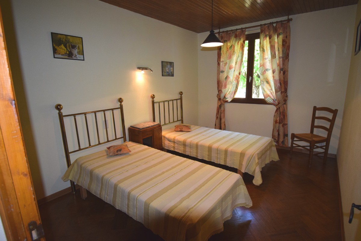 Chambre 2 - 2 lit en 90cm