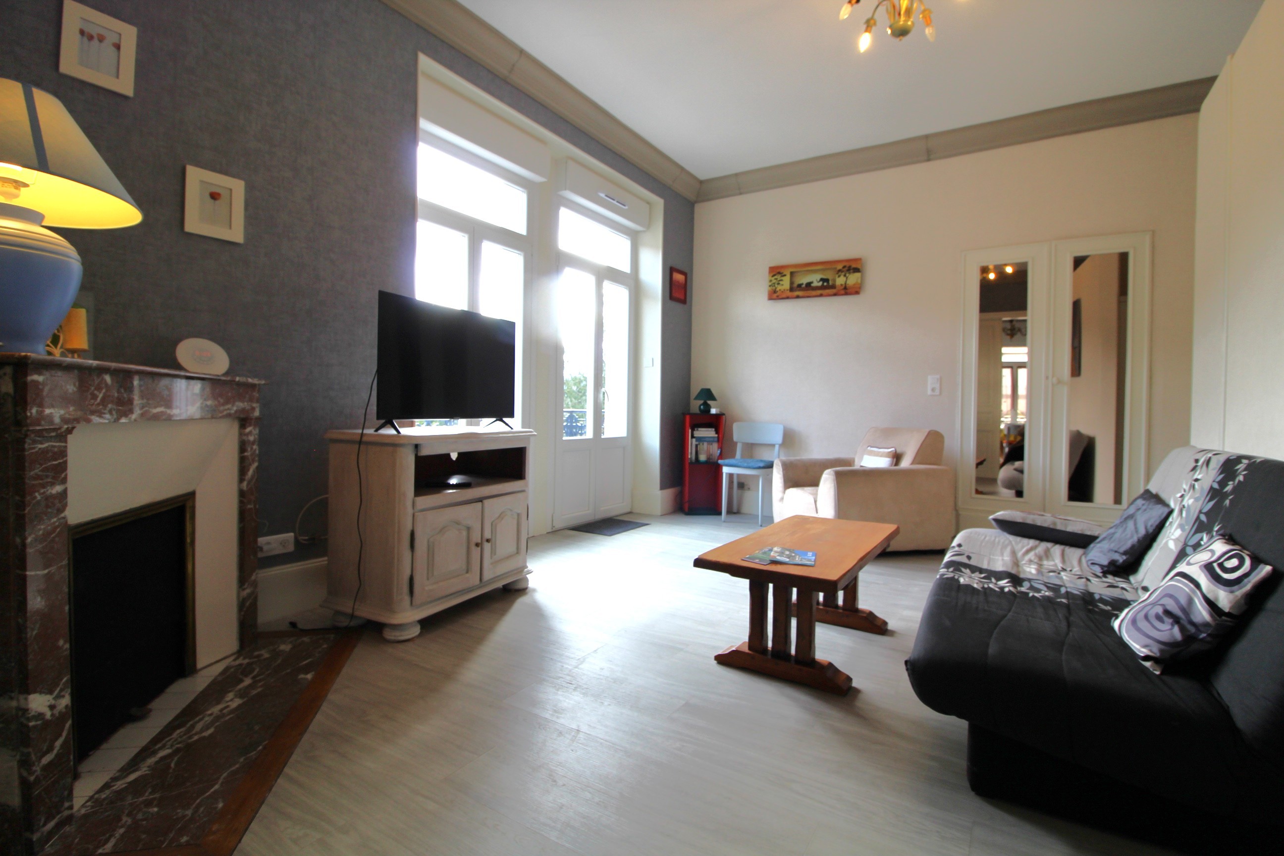 Salon/ séjour - Appartement Les Glycines Plombières-les-Bains